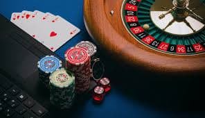 Ilustrasi keamanan login pengguna dewasa